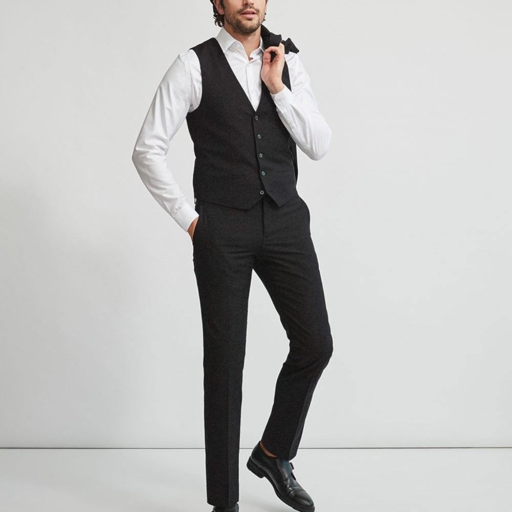 RW&Co. Tailored Fit Solid Twill Dress Shirt - Picture 2 of 9